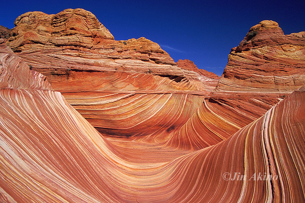 tv-paria-canyon-wave